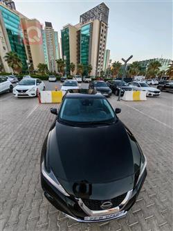 Nissan Maxima